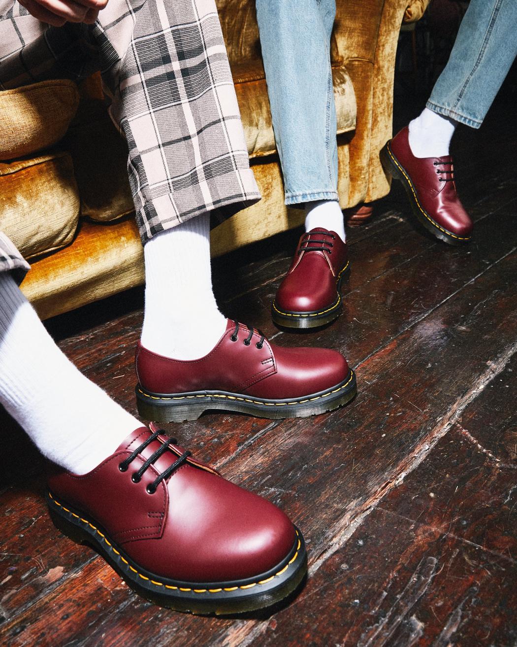 Dr Martens 1461 Smooth Leather Shoes Cherry Red – Captain Jellyfish